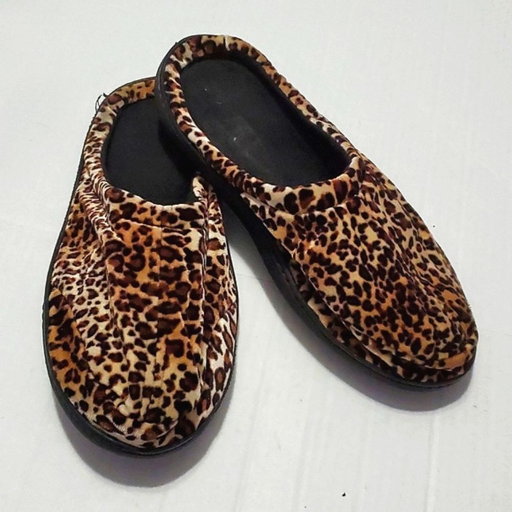 Cheetah Print Velour Memory Foam Cozy Soft Slippers M